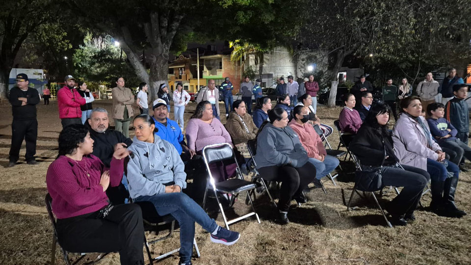Dan banderazo de inicio a rehabilitación del parque en Santa Bárbara 2