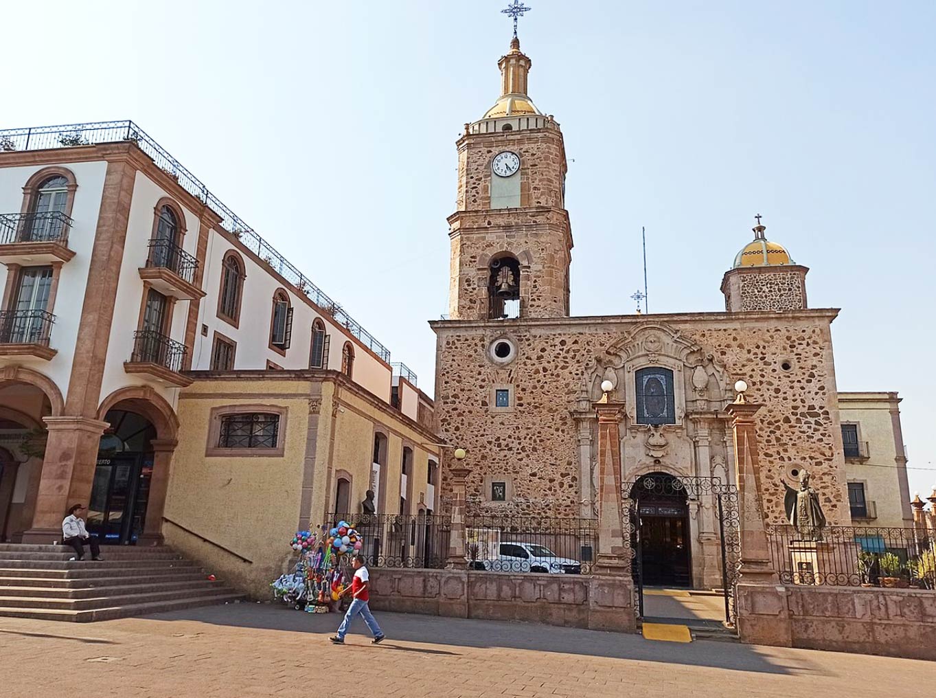 Plazoleta Antonio Valadez Ramírez